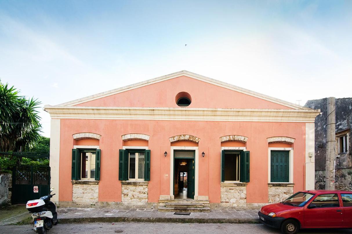 דירות Corfu  Moraitis Mansion מראה חיצוני תמונה